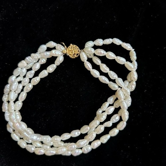Freshwater pearl four strand necklace and bracelet set 14k gold clasp - Picture 7 of 9